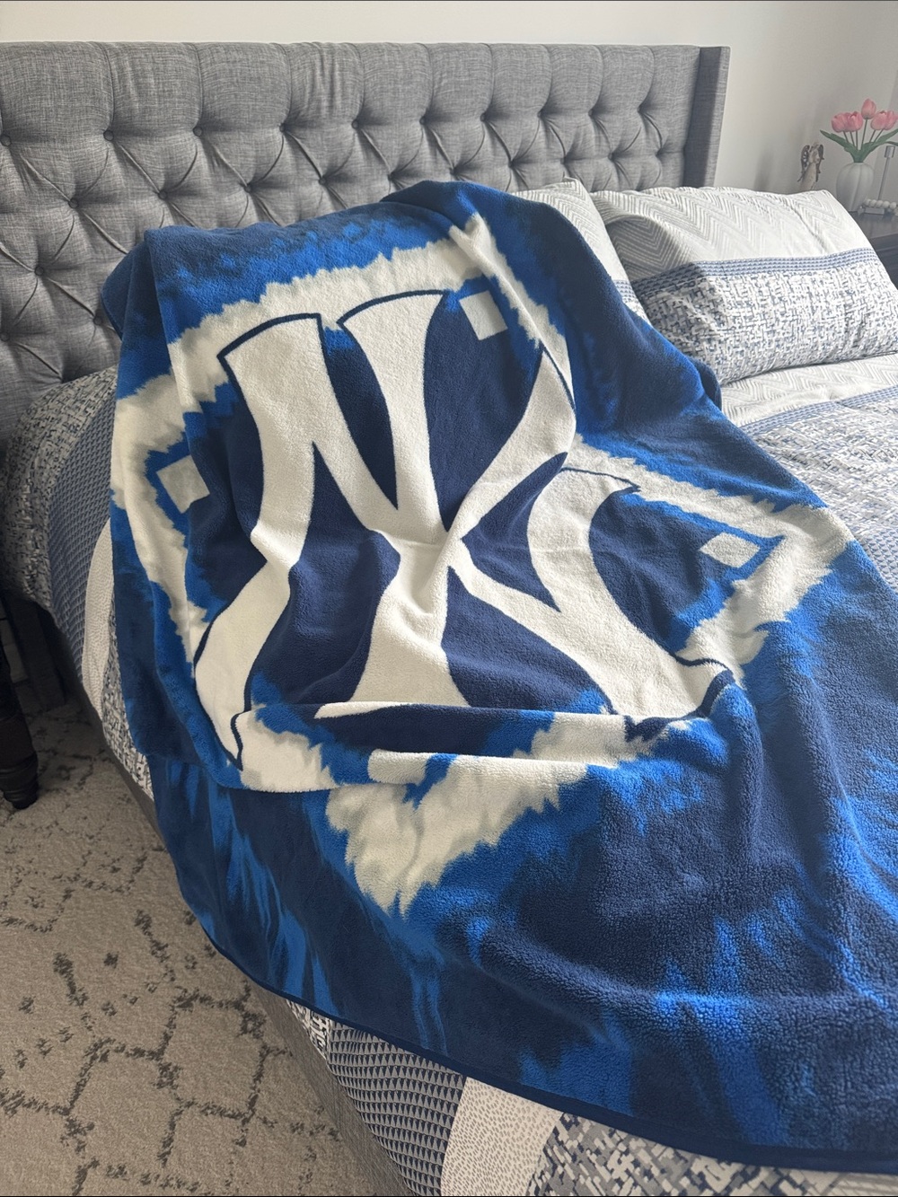 NY YANKEES THROW BLANKET